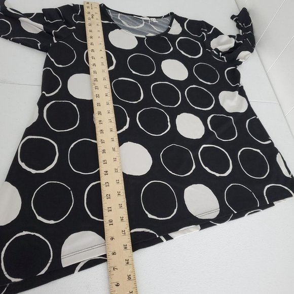 Susan Graver Womens Liquid Knit Blouse Size L Asymmetrical Hem 3/4 Sleeve Black - Picture 8 of 9